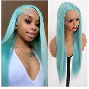 I’m a wig ambassador I wanna sell my wigs.